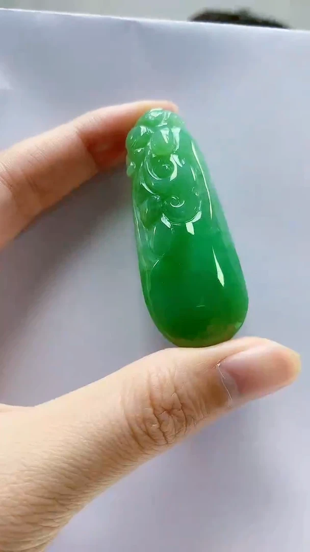 未镶嵌定制翡翠5145zm-毛货挂件17瓜