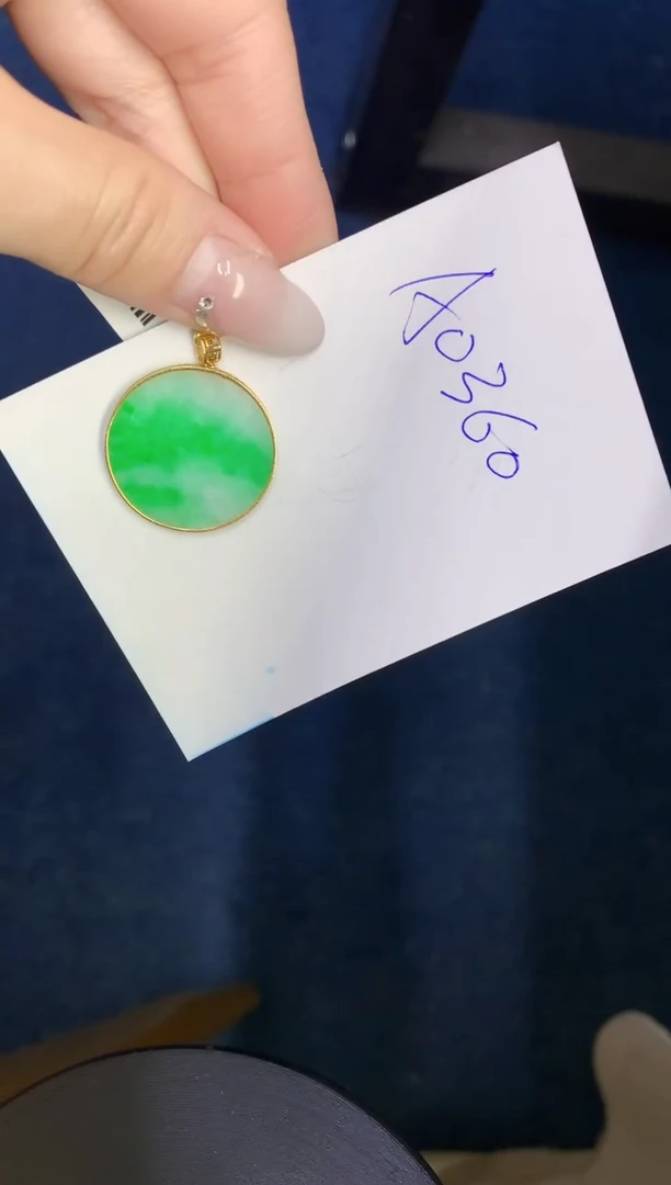 【闪购商品】翡翠颈饰18K金镶嵌00000000000