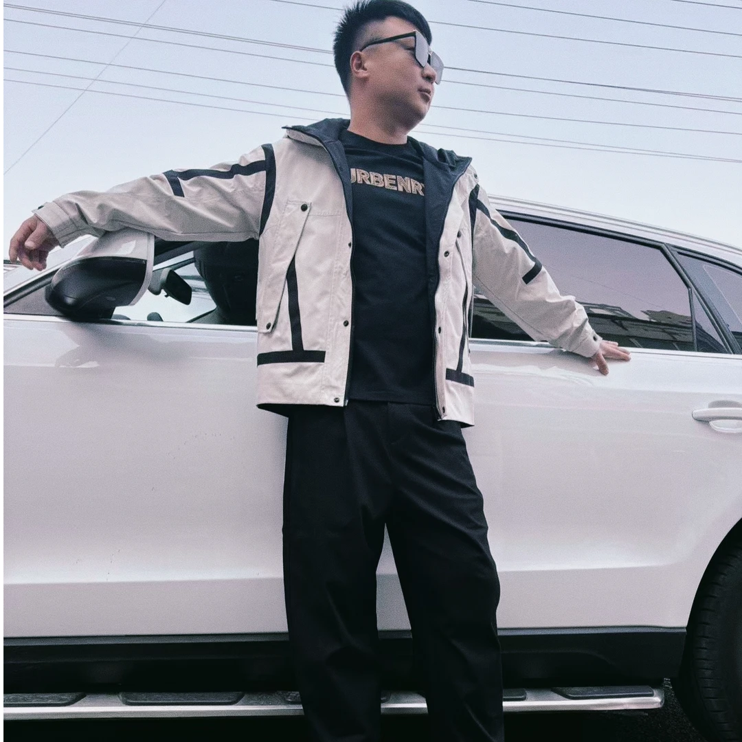 2612男款时尚休闲冲锋衣