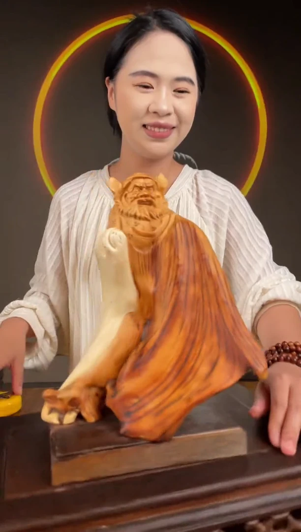 柏木（崖柏）手工摆件,先抢先得! 编号:96