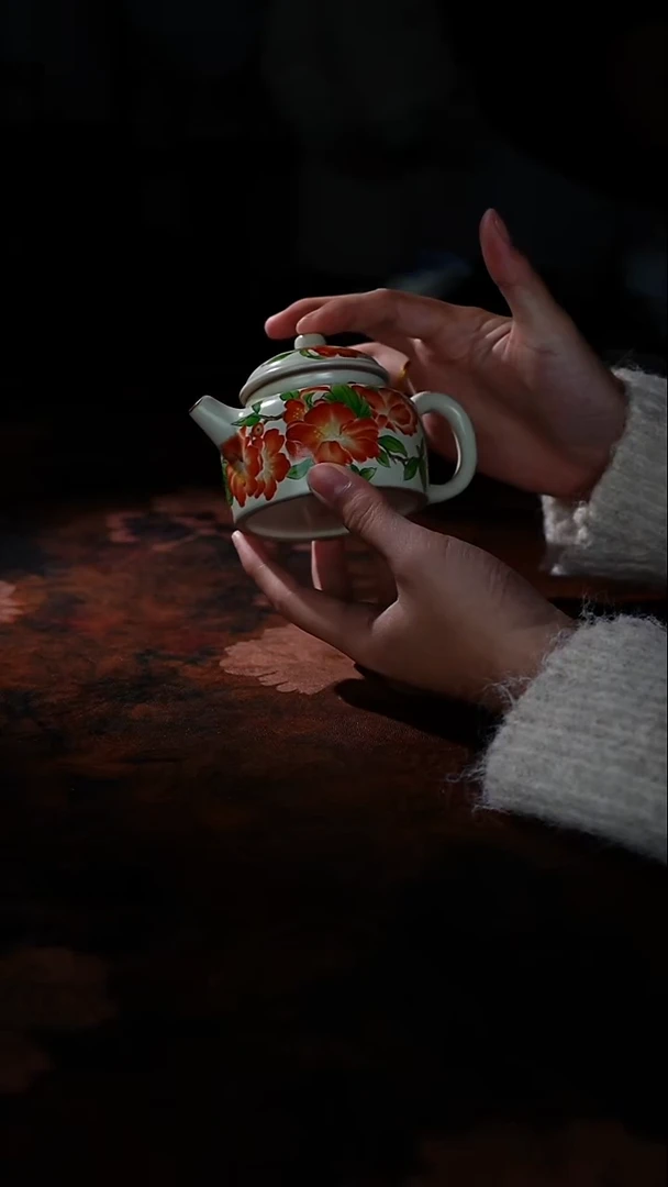 黄汝喇叭花德钟壶