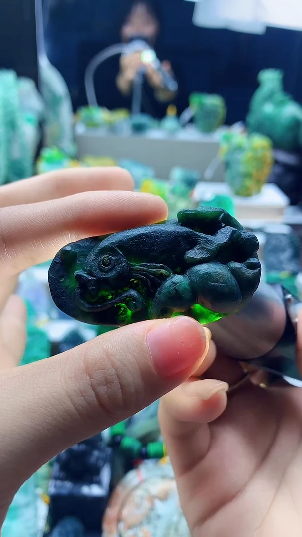 颈饰未镶嵌翡翠天然缅甸a货翡翠