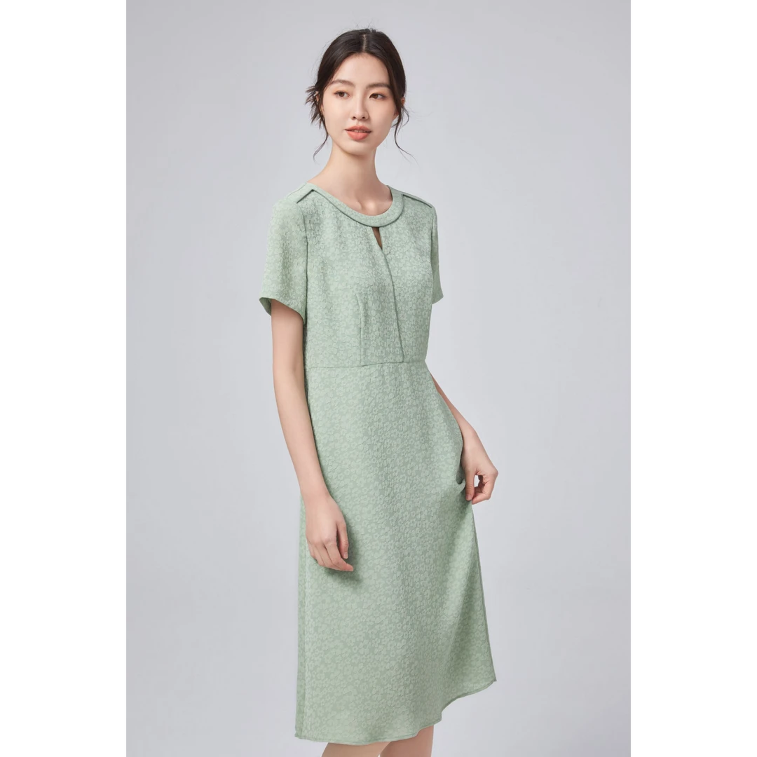 【粉丝专享】FINITY 时尚百搭休闲连衣裙 F20WCA063L