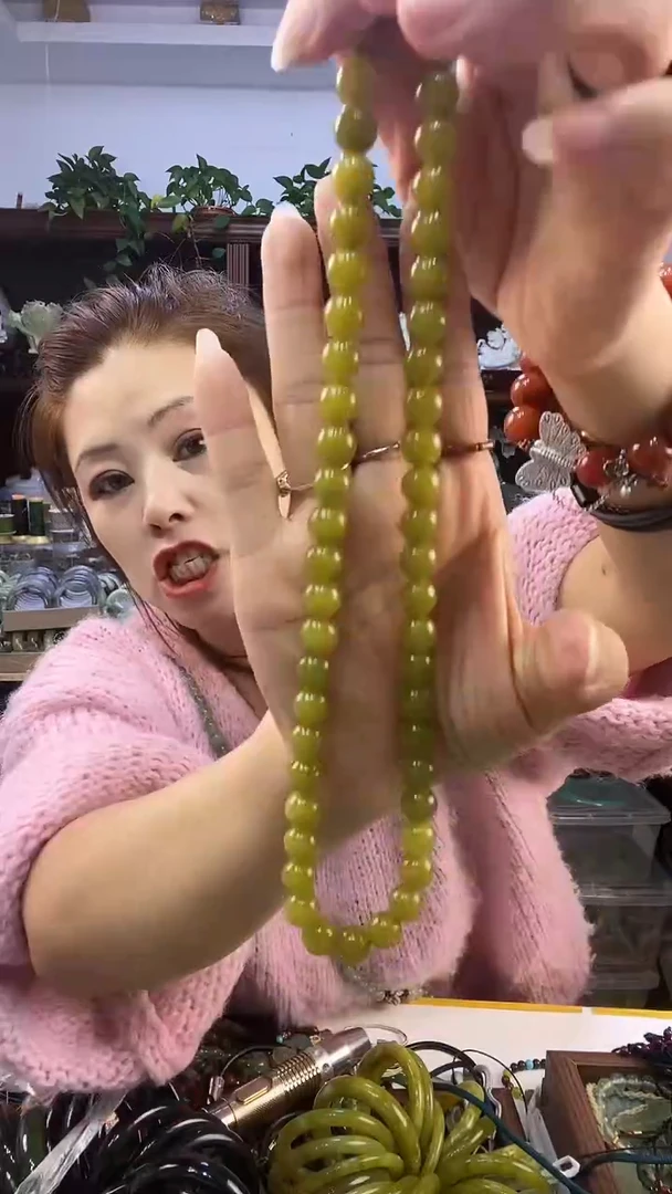 未镶嵌蛇纹石玉妈妈连多样性随机发一