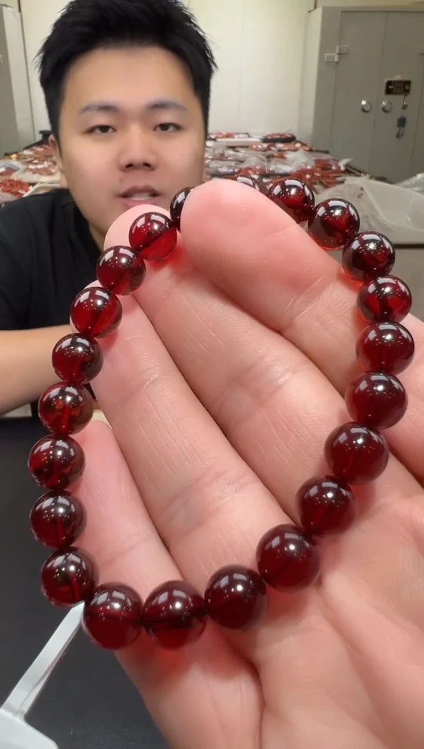 【闪购商品】琥珀手链未镶嵌天然血珀8mm/HA32022多样性发货