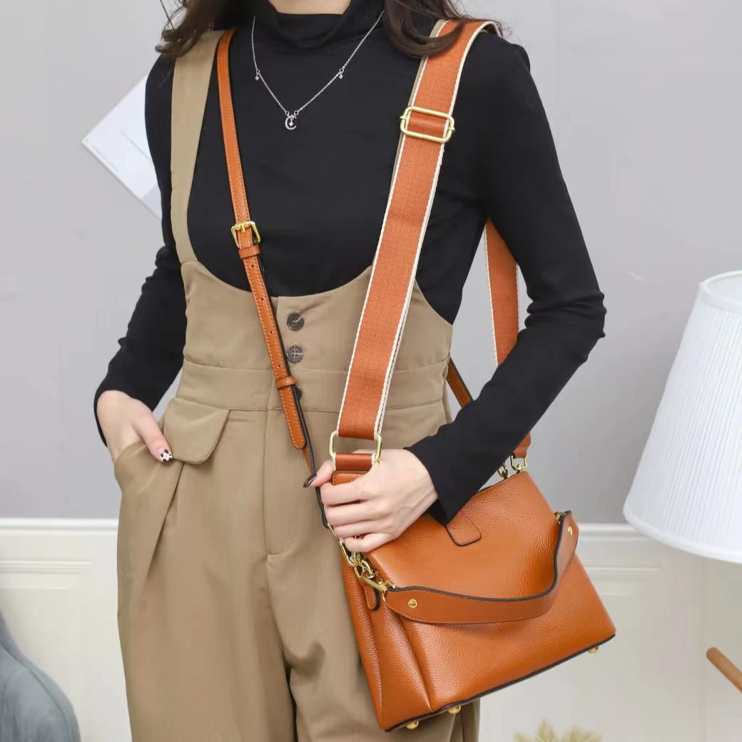 【尚恩CC】SLBL-6677-焦糖色-轻奢百搭手提腋下新款斜跨女包
