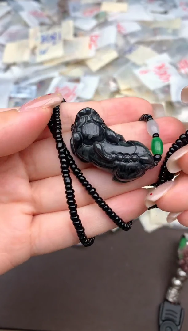 未镶嵌挂件翡翠一