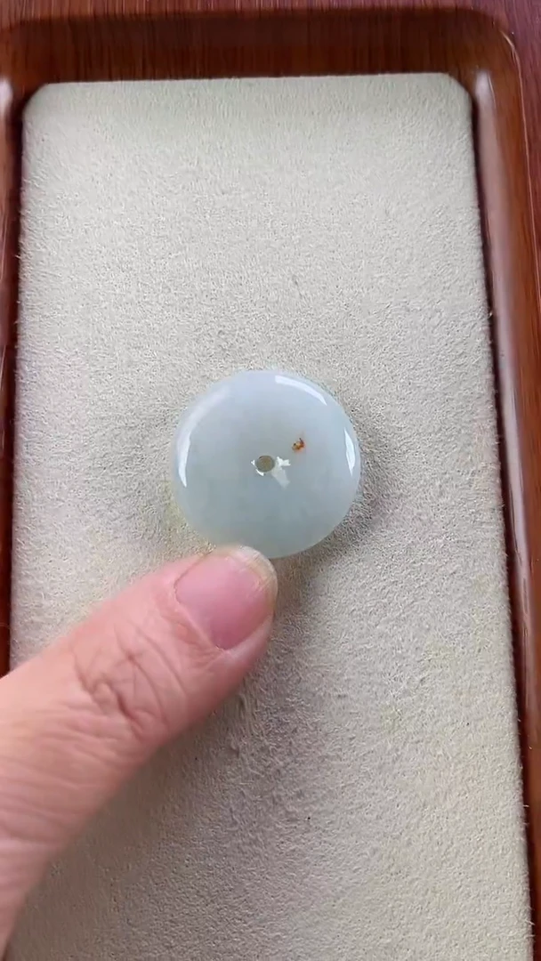 【闪购商品】翡翠吊坠(不含链)未镶嵌孤品