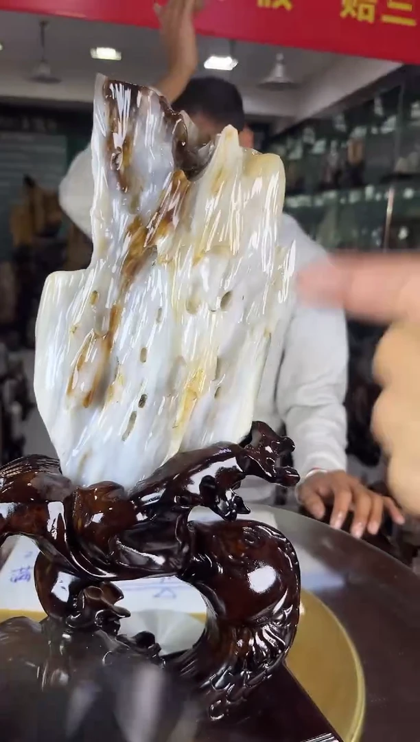 未镶嵌珠宝奇石硅化玉缅甸天然树化玉精品摆件