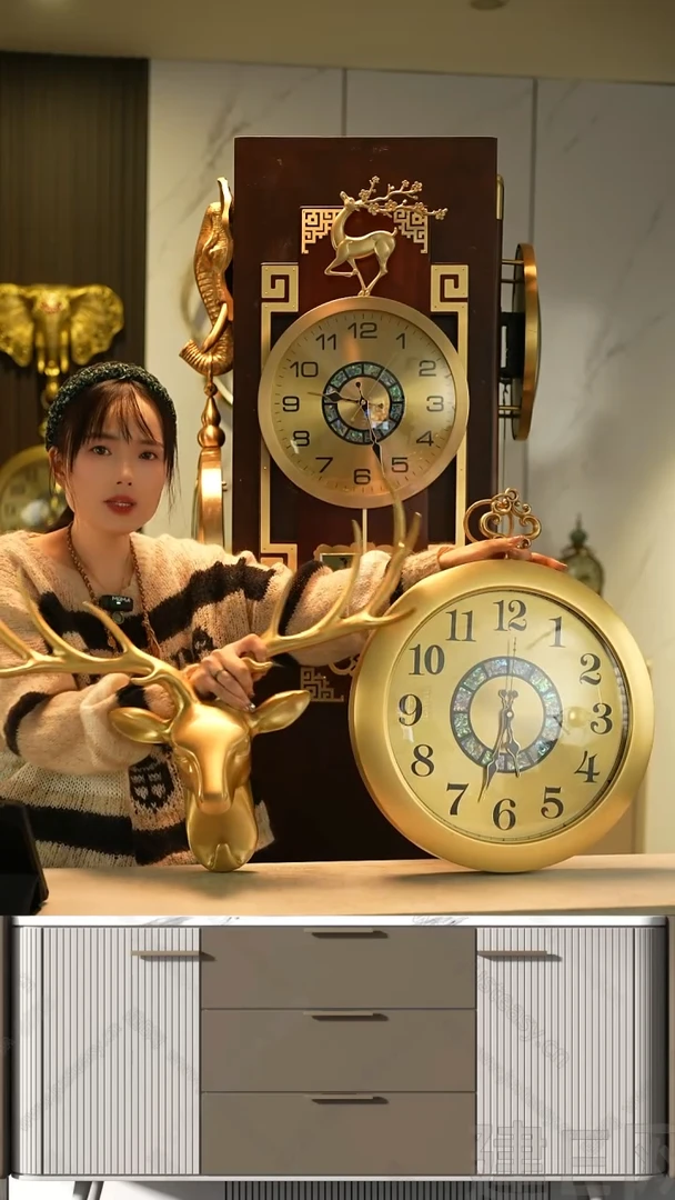 【闪购商品】有机玻璃黄铜挂钟