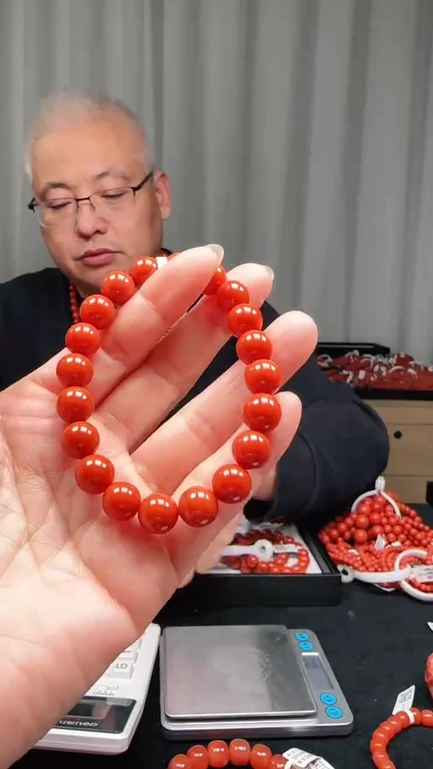 未镶嵌多样性发一件南红玛瑙【高货】锦红10mm保山阿东寨圆珠单圈