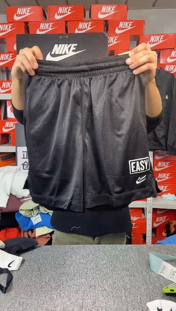 全新EASY黑色短裤 瑕疵直播间过款 尺码170M