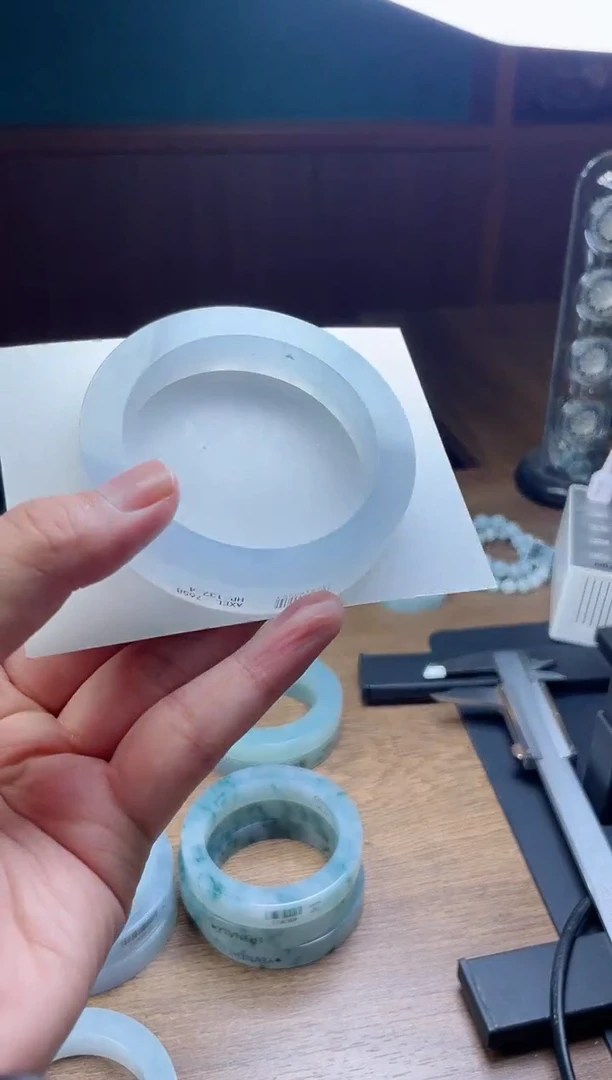 未镶嵌手镯定制翡翠f****e定制