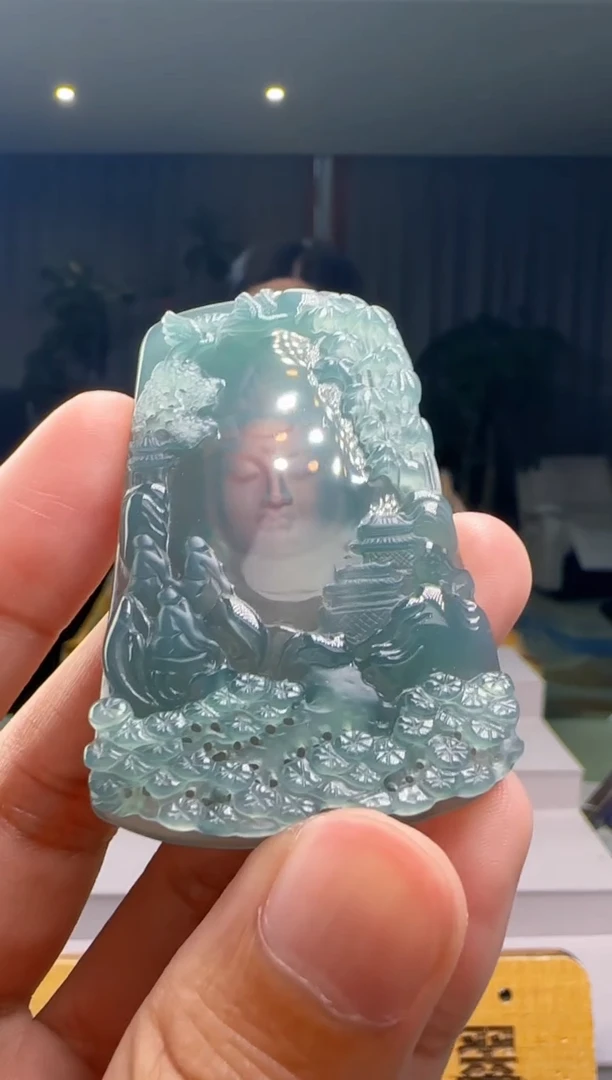 翡翠未镶嵌颈饰大***利8646141