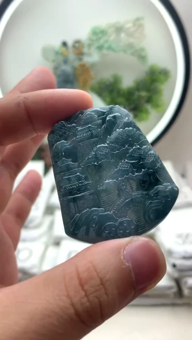 颈饰未镶嵌翡翠山水