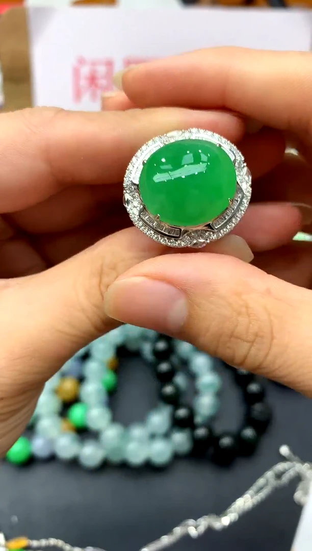 18K金镶嵌戒指翡翠405-中国好珍宝