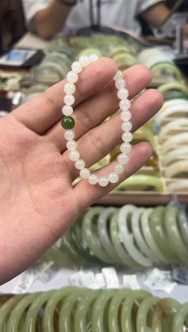 未镶嵌手链和田玉7mm