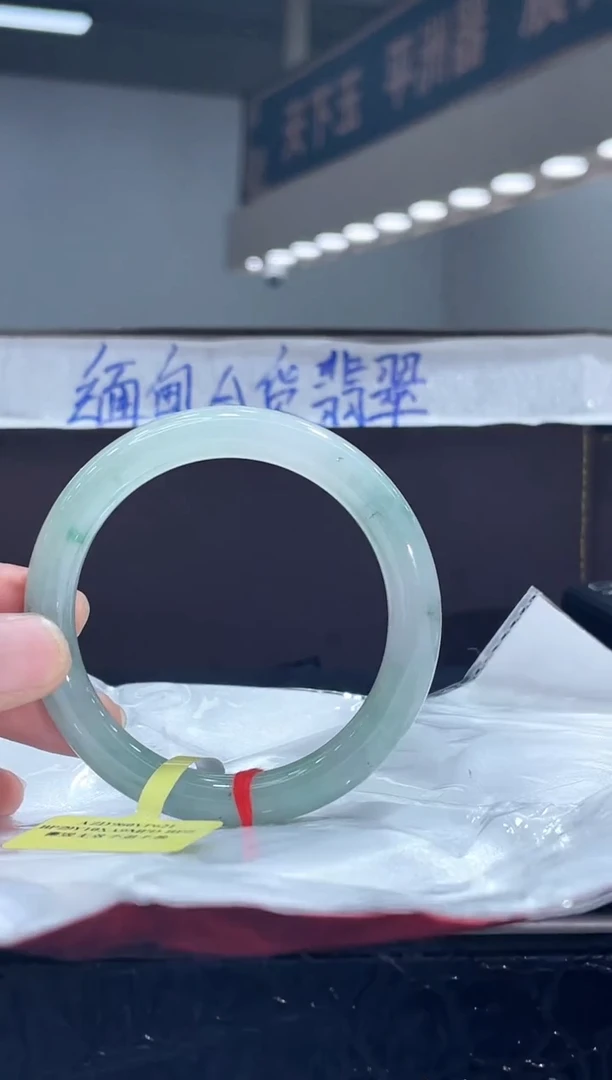 未镶嵌手镯翡翠14