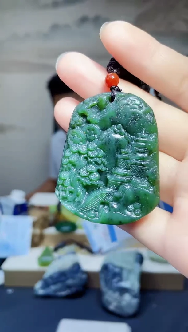 和田玉未镶嵌颈饰1