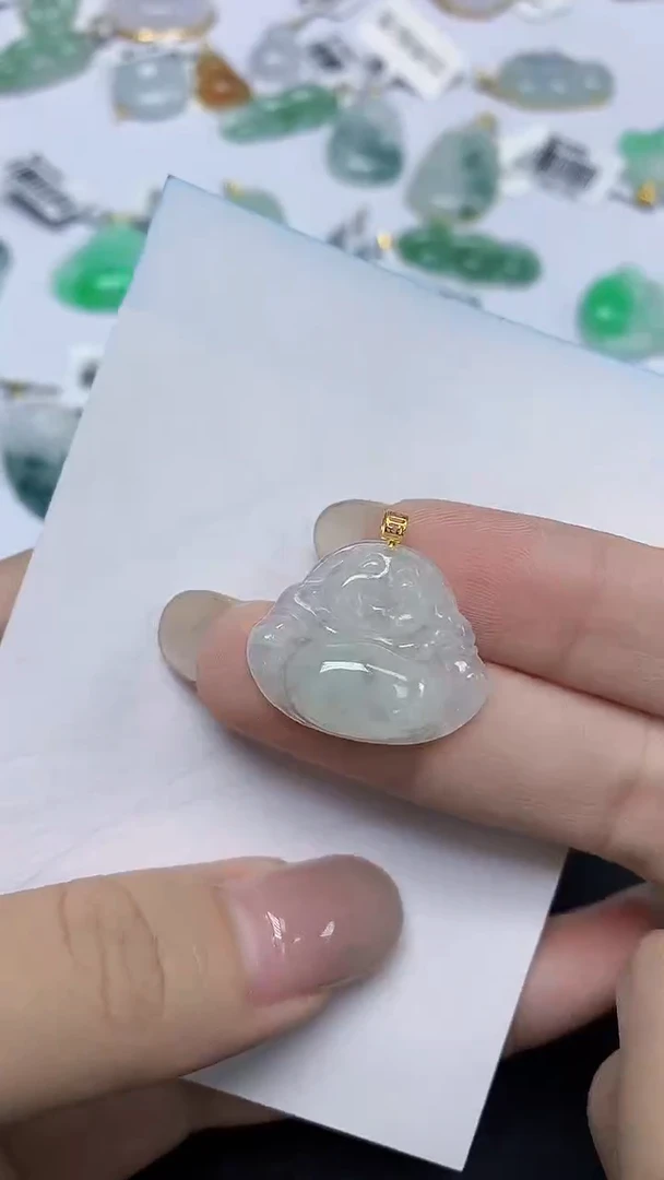 翡翠18K金镶嵌颈饰天然缅甸翡翠A货