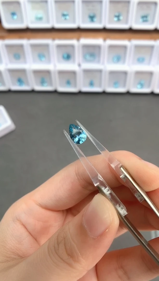 未镶嵌裸石定制海蓝宝石1.12ct 02016