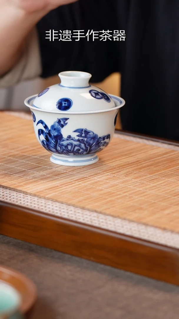 手工手绘青花盖碗
