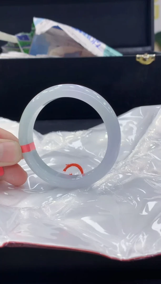 未镶嵌手镯翡翠翡翠手镯