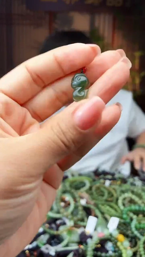 颈饰未镶嵌和田玉多样性发货拍一发一