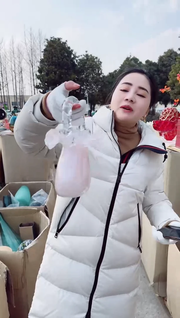 【闪购商品】玻璃C安琪微瑕花瓶--AL9VZ