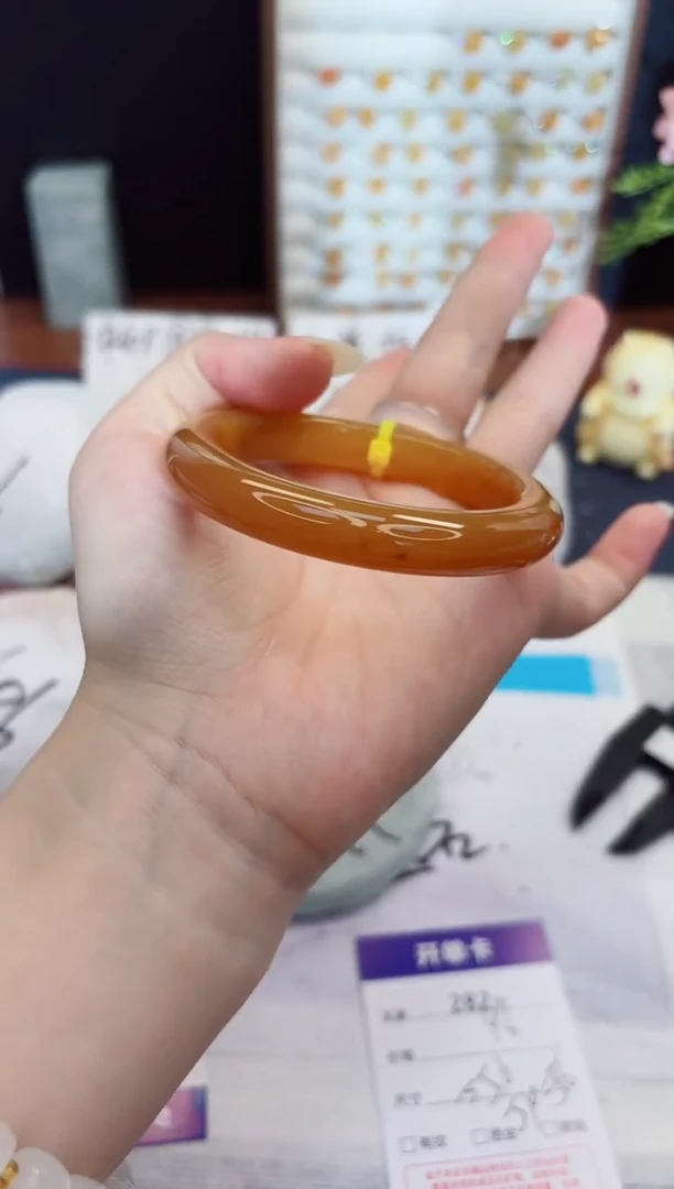 未镶嵌手镯石英质玉282-财气镯-圈口55
