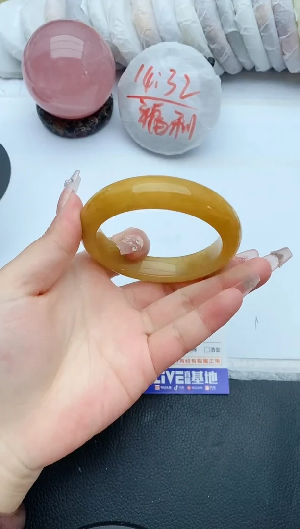 【闪购商品】石英质玉手镯未镶嵌G270+59/60