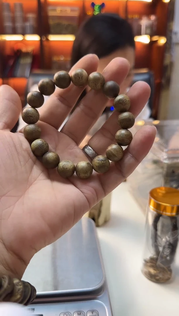 沉香碎屑乌身老白奇卡1.3多样性多样性一