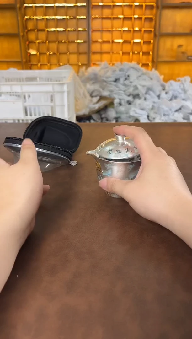 瓷片花溪陶瓷00000周鸿杰鎏银手抓壶+2杯