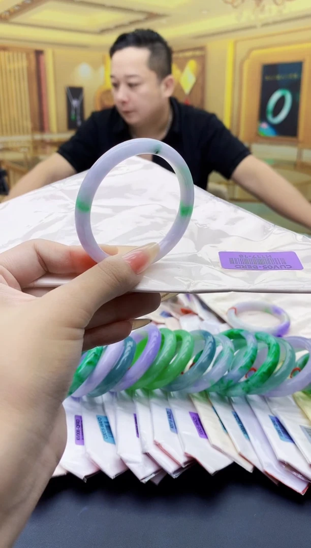 未镶嵌手镯翡翠AAAAA