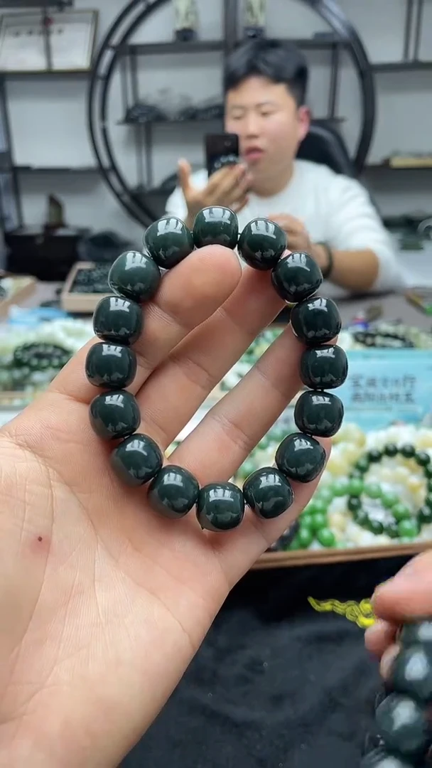 未镶嵌手串和田玉沙枣青蓝调14老型