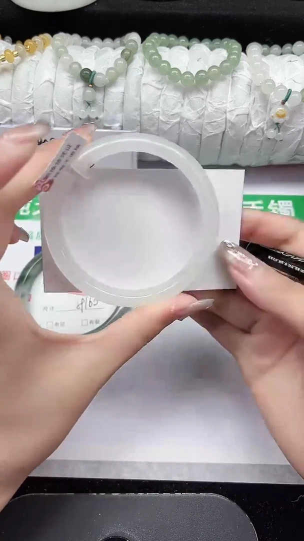 未镶嵌手镯石英质玉350-59/60
