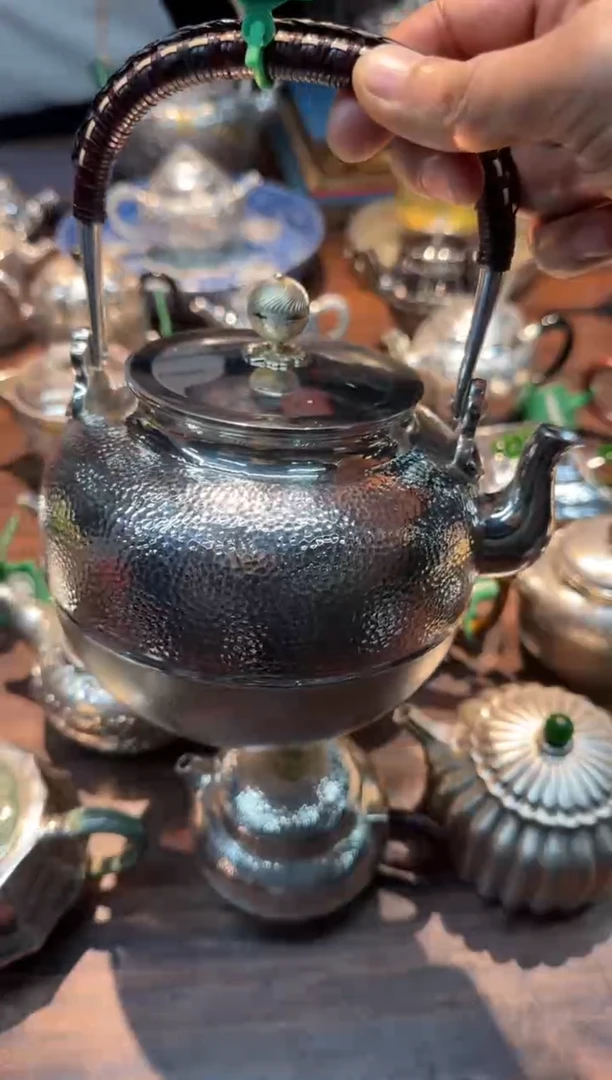 【闪购商品】呆坐 锤纹玄天提梁壶