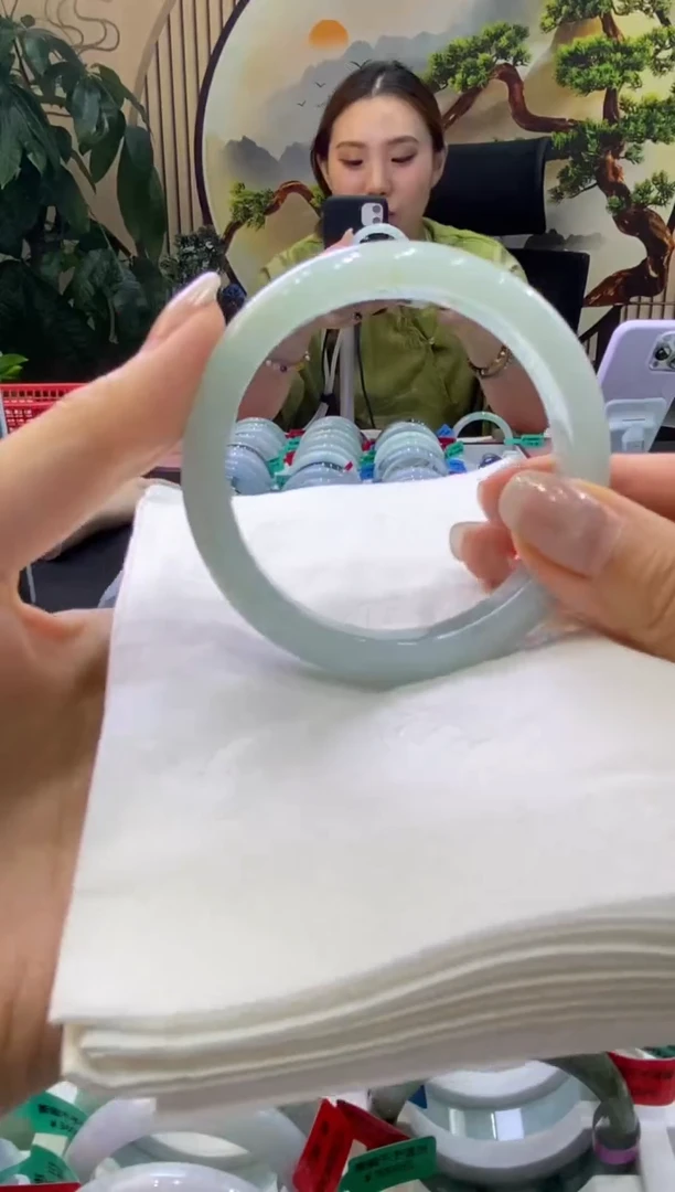 翡翠手镯未镶嵌00006795