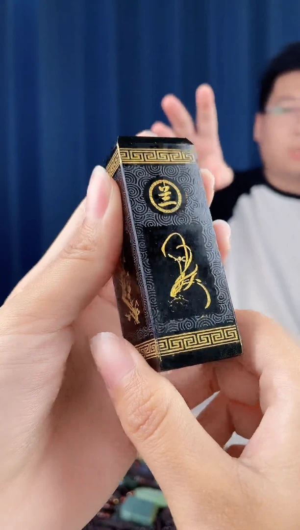 未镶嵌和田玉挂件拍一发一，多样性发货