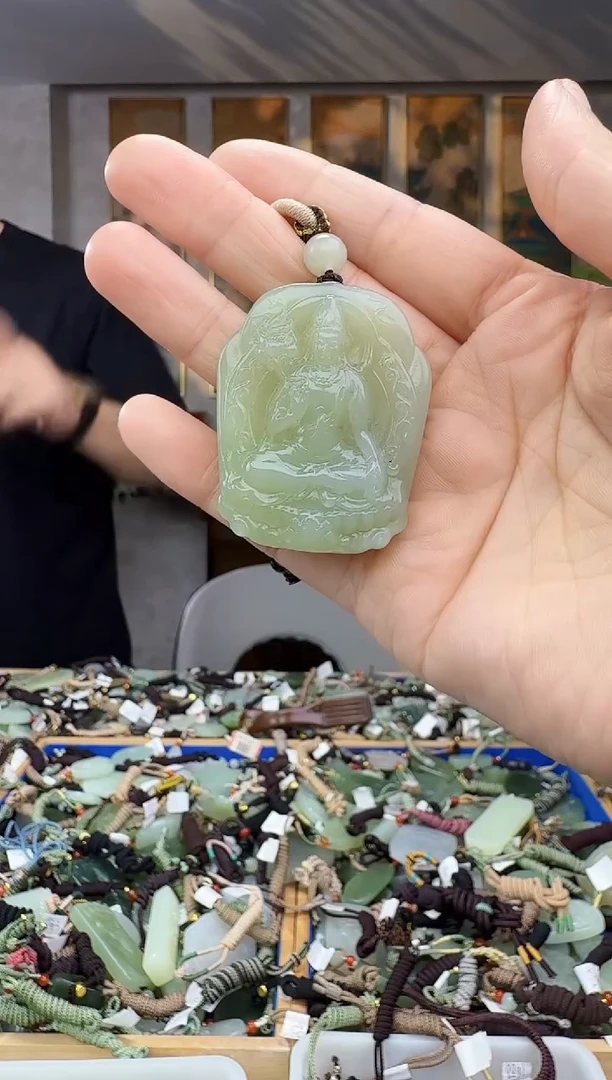 未镶嵌和田玉挂件拍一发一