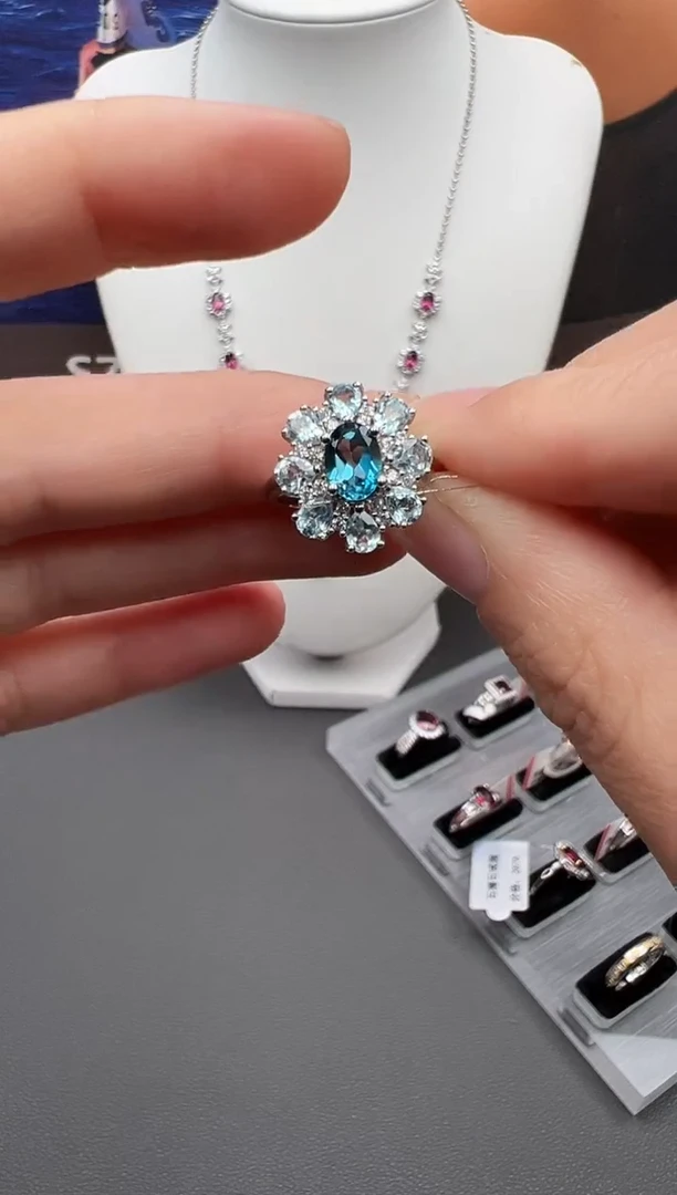 银S925镶嵌戒指托帕石102