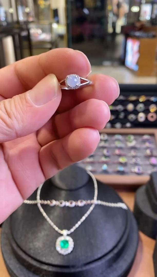 【闪购商品】翡翠颈饰未镶嵌亏米福利11