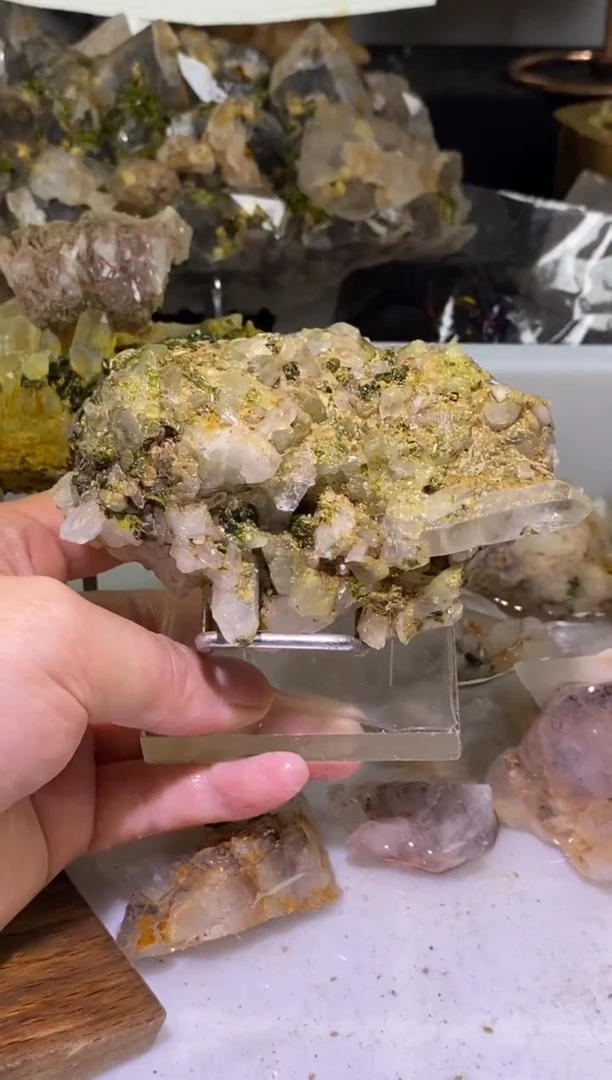 未镶嵌珠宝半成品水晶74号278g四川美姑超七花园水晶