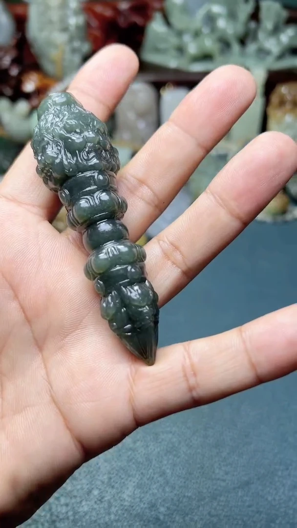 未镶嵌和田玉把件-