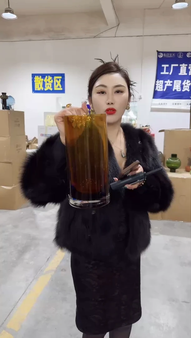 【闪购商品】玻璃莫奈花瓶-微瑕-M5PFI