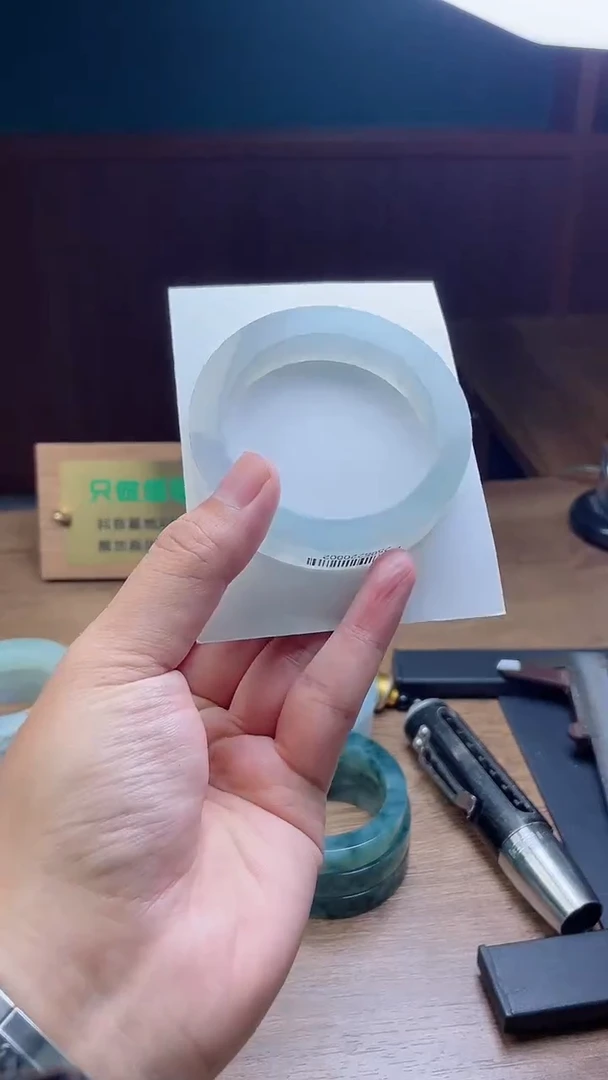 未镶嵌手镯定制翡翠园****学定制