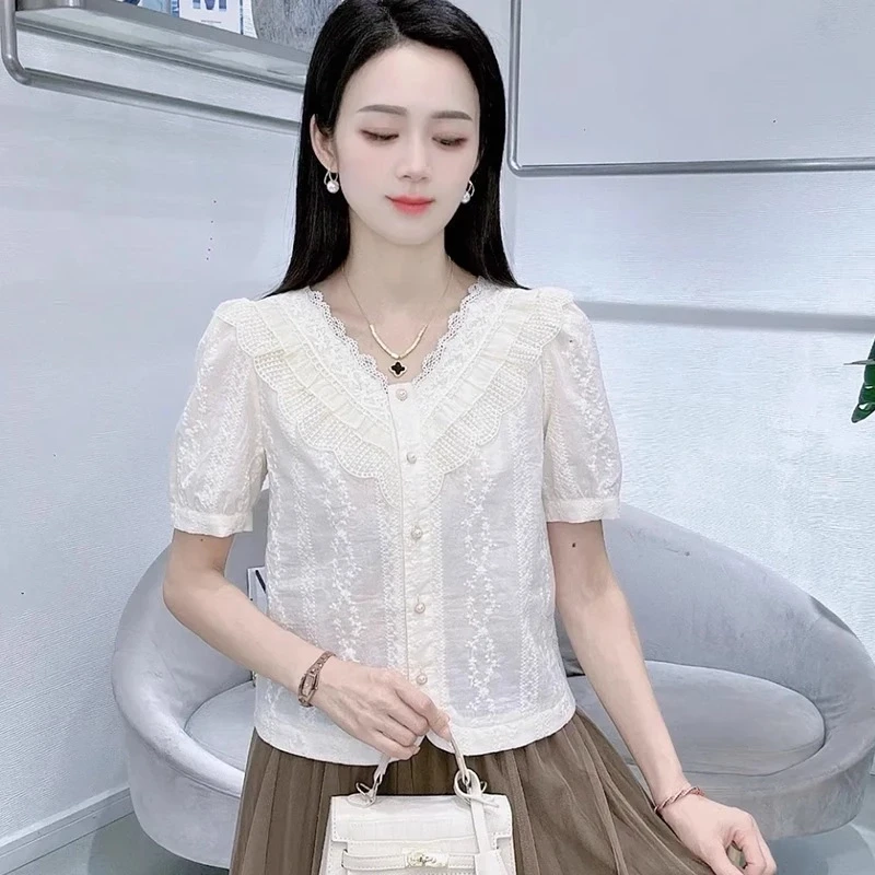 时尚衬衫女2025夏季新款洋气显瘦设计感百搭休闲蕾丝拼接短袖上衣