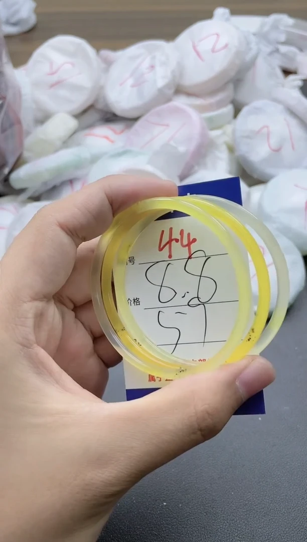 【闪购商品】玛瑙/玉髓手镯未镶嵌44