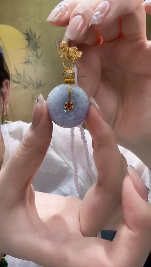 翡翠未镶嵌颈饰吊坠