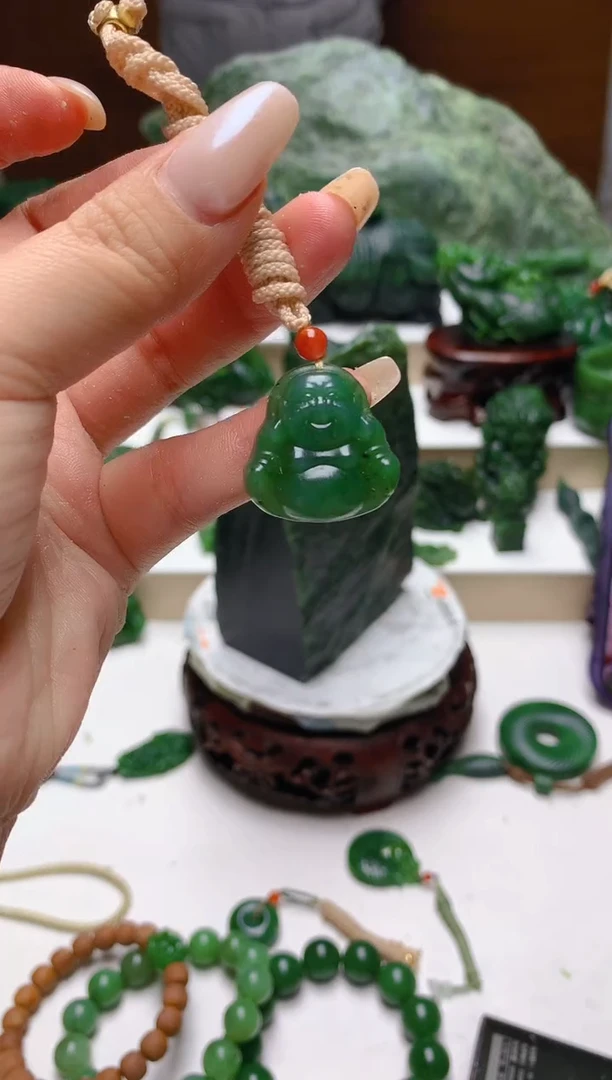 未镶嵌和田玉（碧玉）珠宝半成品1随机发货 ，拍一发一